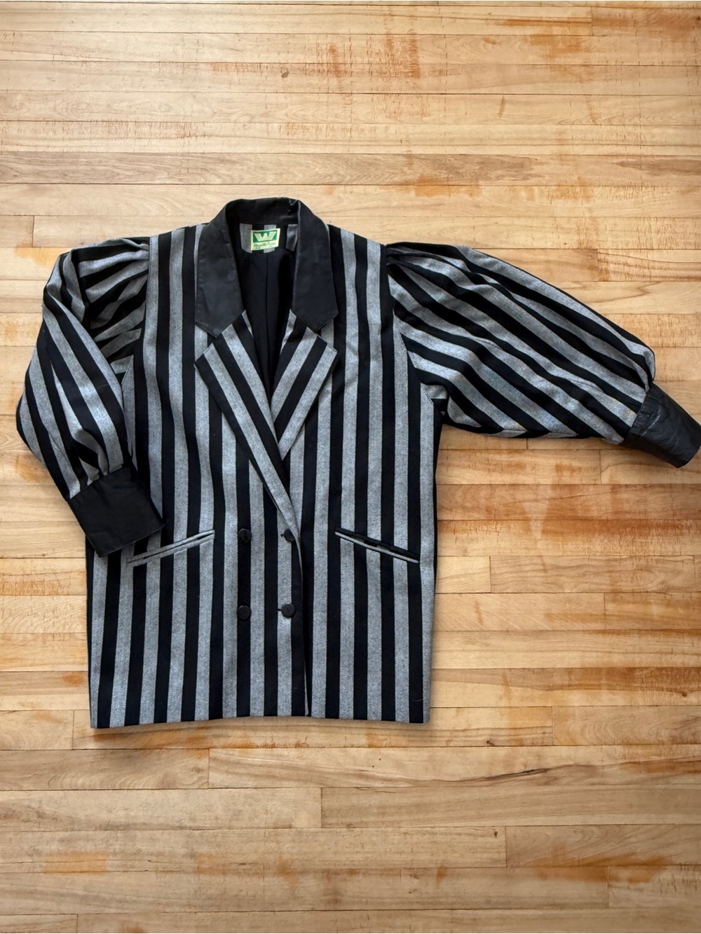 Vintage 80’s | Marcella Priani | Black & Grey Striped Wool & Leather Blazer